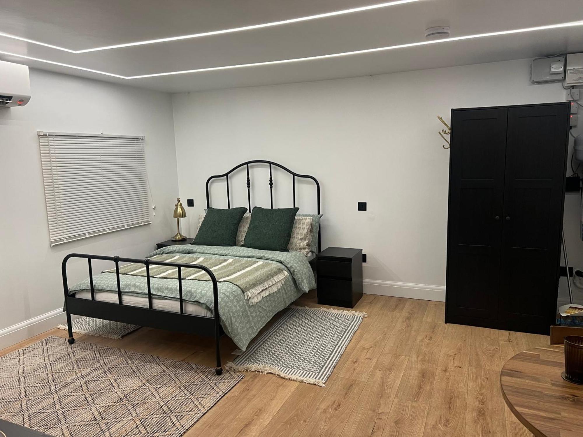 House Villa Watford  Luaran gambar